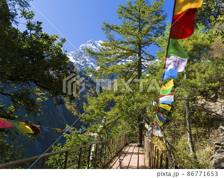 中国雲南省 徳欽 梅里雪山 / Meili Snow Mountain, Deqin, China 86771653