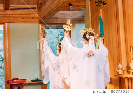 結婚式　挙式　和式　巫女の舞 86772010