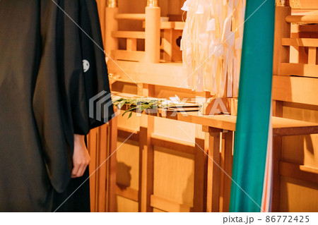 結婚式　挙式　和式　玉串奉奠 86772425