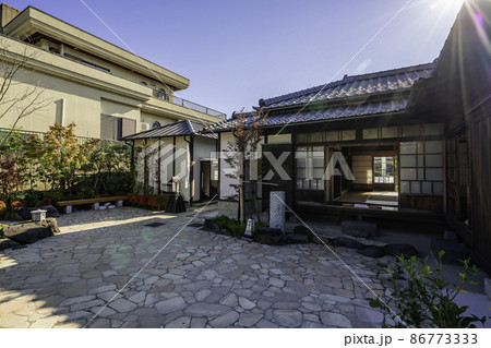 甲府 旧堀田家住宅(堀田古城園) 山梨県甲府市 甲府 旧堀田家住宅(堀田古城園) 山梨県甲府市 86773333