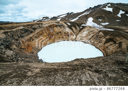 Viti sulfur lake 86777268