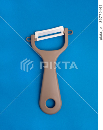 セラミック製のピーラー 86779445