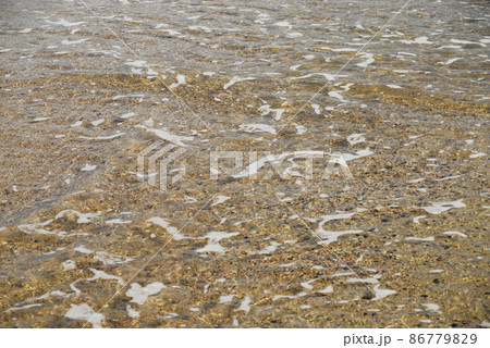波打ち際 86779829