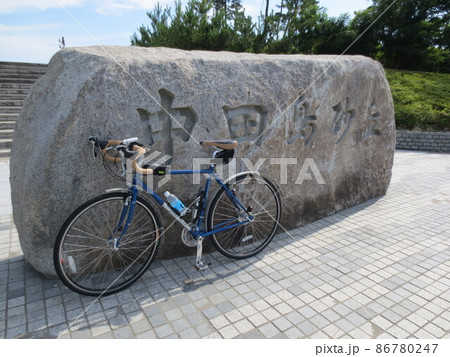 観光地の中田島砂丘までサイクリングを楽しむ 観光地の中田島砂丘までサイクリングを楽しむ 86780247