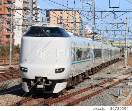 新大阪駅到着する特急くろしお 86780594