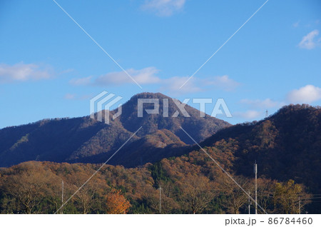 晩秋の日野山 福井県越前市 晩秋の日野山 福井県越前市 86784460