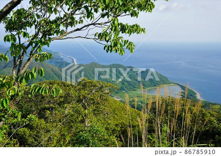遠目木山頂からの長目の浜 遠目木山頂からの長目の浜 86785910