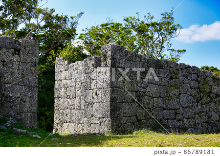 糸数城址の石垣 86789181