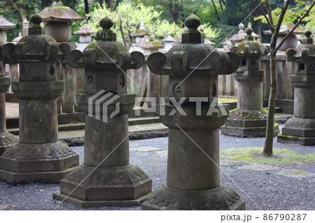 埼玉県新座市：緑の自然に囲まれた平林寺。歴史の古いお寺。 86790287