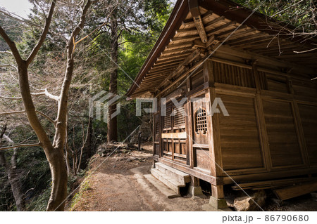 行道山　栃木百名山　登山道中　栃木県足利市 86790680