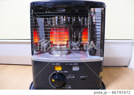 石油ストーブ 86795972