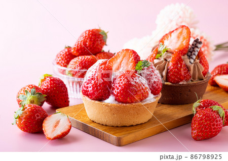 イチゴタルト　ブッフェ 86798925