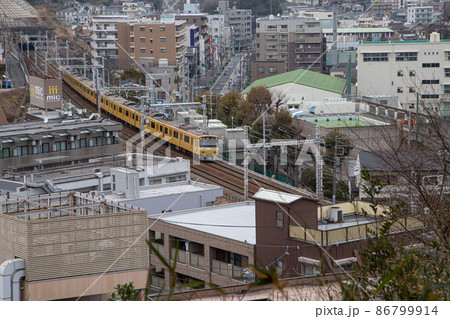 弘明寺公園からの京浜急行 86799914