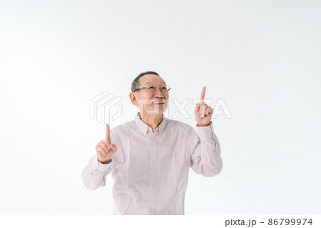 指差し 上昇 シニア 指差し 上昇 シニア 86799974