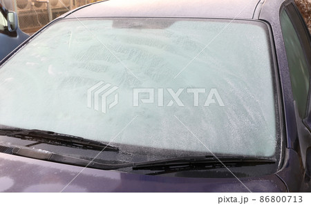 フロントガラスの霜 自動車 86800713
