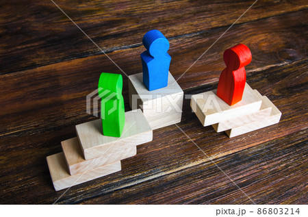 Resolving conflict through a mediator. The judge issues a fair verdict in the case of opponents. Compromise dispute resolution. Mediation of conflicting parties. Stop conflict escalation. Resolving conflict through a mediator. The judge issues a fair verdict in the case of opponents. Compromise dispute resolution. Mediation of conflicting parties. Stop conflict escalation. 86803214