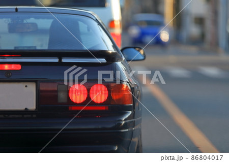 車のテールランプ　イメージ 86804017