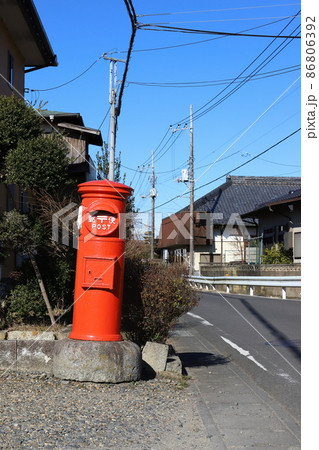 茨城　土浦　丸ポストのある風景（手野町付近）　 86806392