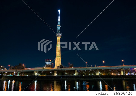 東京都 東京スカイツリー、北京2022冬季オリンピック金メダル獲得特別ライティング 東京都 東京スカイツリー、北京2022冬季オリンピック金メダル獲得特別ライティング 86806420