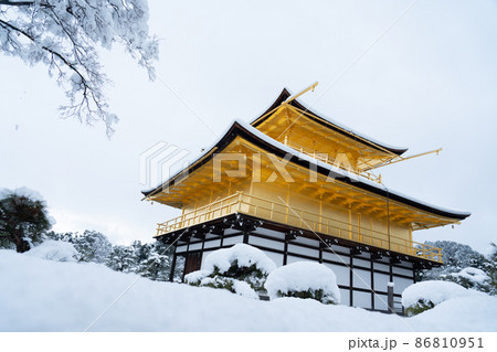 雪の金閣寺裏側_002 雪の金閣寺裏側_002 86810951