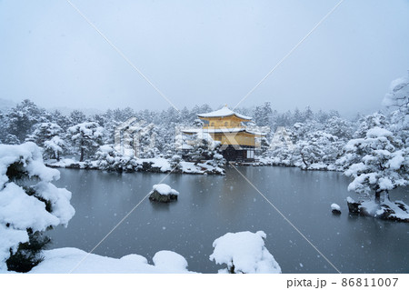 雪の金閣寺_012 雪の金閣寺_012 86811007