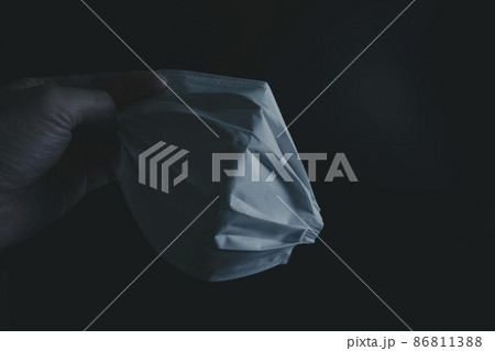 飛沫・ウイルスを抑えるマスク 86811388