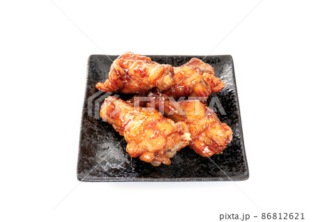 鶏手羽元の照り焼き、甘辛煮【白背景】 鶏手羽元の照り焼き、甘辛煮【白背景】 86812621