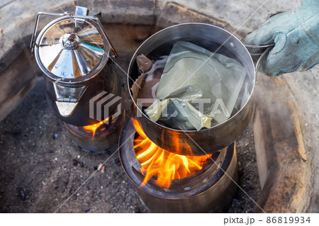 ミリタリー糧食セット(ミリメシ) Military combat ration set  86819934