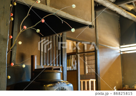 古民家の繭玉 86825815