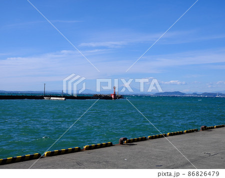 金谷港の風景 86826479