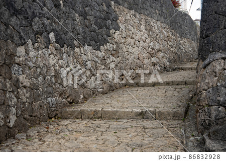 那覇市金城町の美しい石畳道 86832928