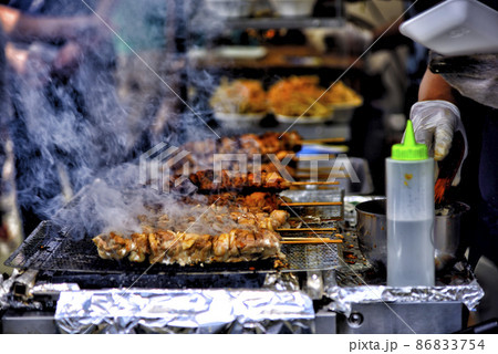 【神奈川】横須賀 よこすかカレーフェスティバルの焼き鳥屋台 【神奈川】横須賀 よこすかカレーフェスティバルの焼き鳥屋台 86833754