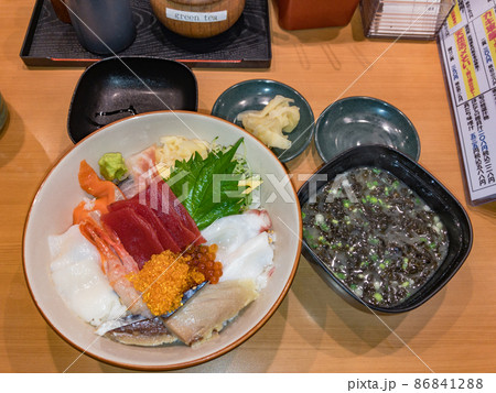 海鮮ちらし寿司 86841288
