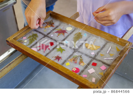 和紙の手漉き体験 86844566