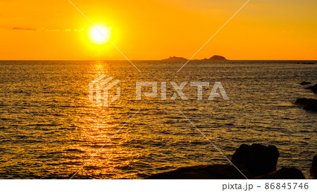軍艦島を望む夕景 軍艦島を望む夕景 86845746
