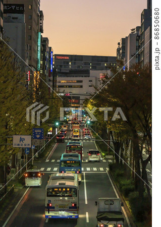 川崎駅前　市役所通りの風景【神奈川県・川崎市】 86850680