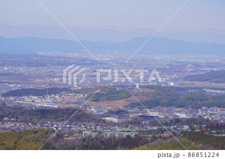 若草山山頂から京都方面の遠望 若草山山頂から京都方面の遠望 86851224
