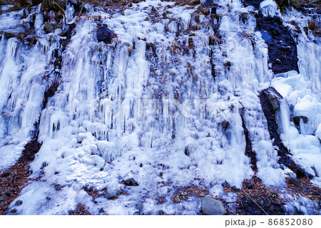 温川の氷壁【群馬県】 86852080