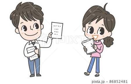 プリントを持つ男女 プリントを持つ男女 86852481