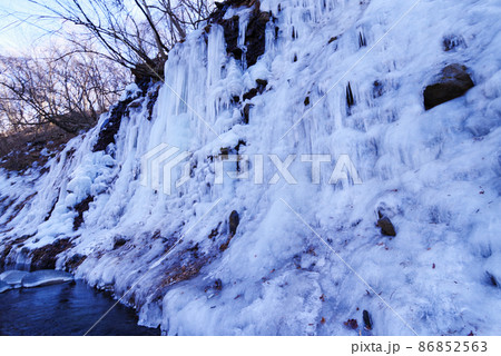 温川の氷壁【群馬県】 86852563