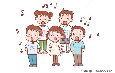 合唱コンクールで歌う子どもたち5人 86855342