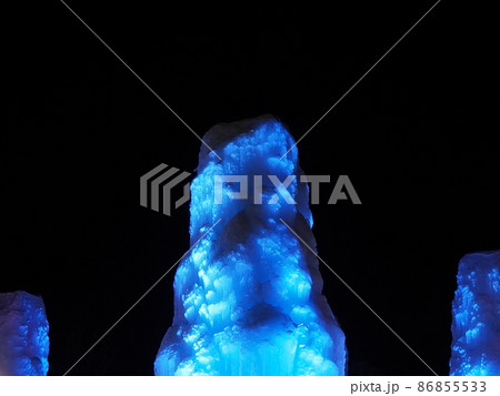 ライトアップされた氷濤まつりの展示物 ライトアップされた氷濤まつりの展示物 86855533