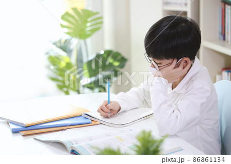 教育 勉強 集中 86861134