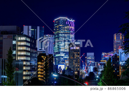 【東京の都市風景】原宿付近から見た渋谷方向の夜景 86865006