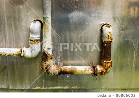 洗浄場　蛇口廻り給水管腐食の修理 86866003