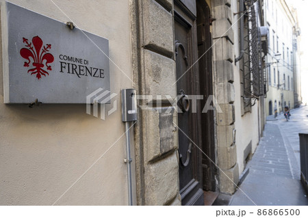 plaque with the symbol of Florence, Italy 86866500