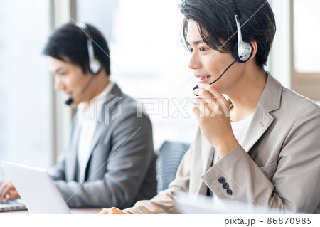 オペレーター 撮影協力「+SHIFT NOGIZAKA」 オペレーター 撮影協力「+SHIFT NOGIZAKA」 86870985
