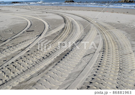 砂浜のわだち 砂浜のわだち 86881963