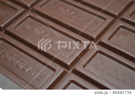 斜めの板チョコレート 斜めの板チョコレート 86882736