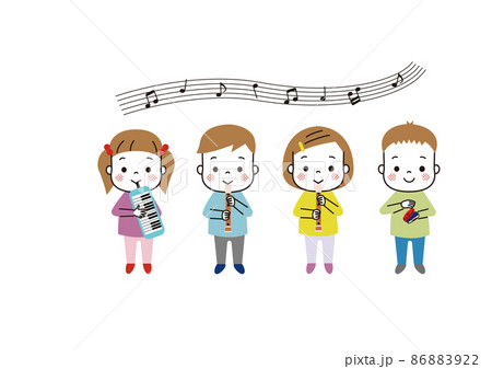 楽器を演奏している四人の子どもたち 86883922